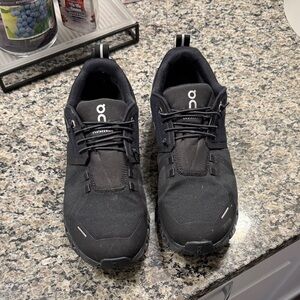 On Running Men's Black Athletic Shoes